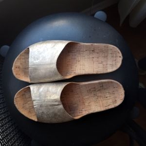 Kork-ease-tutsi sandals